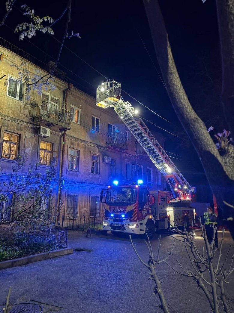 РФ атакувала Одесу: руйнування житла, загиблі та поранені