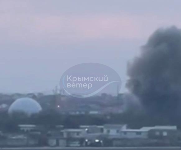 Explosions are heard in occupied Sevastopol and Yevpatoria 02