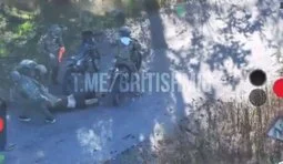 Оккупанты из эвакуационной группы бросили раненого товарища на поле боя