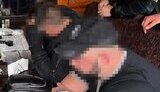 СБУ викрила ділків, які продавали ухилянтам консульські посвідчення