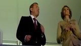 Клюев танцует под зажигательную музыку заморских гостей на празднике "Шахтера". ВИДЕО.
