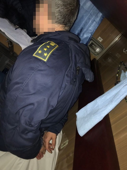 Працівника митниці в Харкові затримано за систематичне вимагання хабарів, - СБУ 01