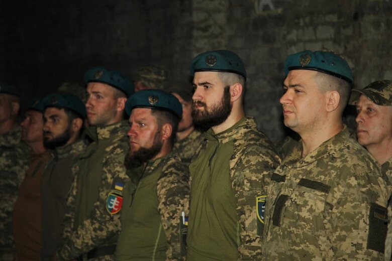 Морська піхота має повернутися до пункту постійної дислокацї - до Криму, - Неїжпапа 02