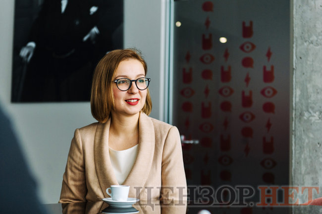 Нардеп Голосу Інна Совсун: Коли у вишах відмовляються прийняти письмові роботи із плагіатом, студенти у відповідь сміються та згадують міністра 02