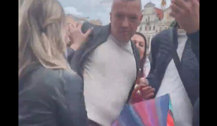In Prague, Russian-speaking foreigners attacked volunteers raising money to support Ukraine. VIDEO+PHOTOS