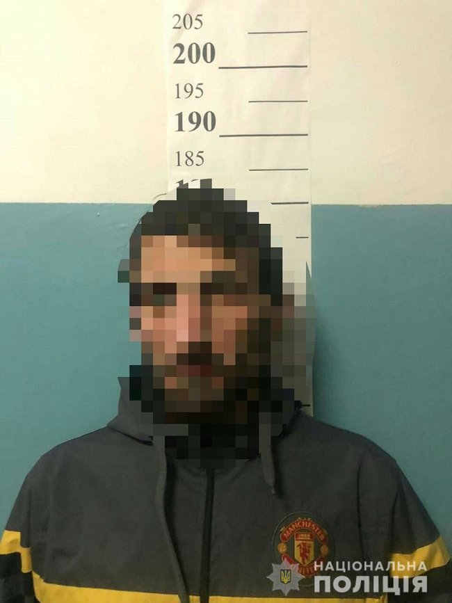 Пограбування Ощадбанку в Києві: поліція розповіла про затриманих 01