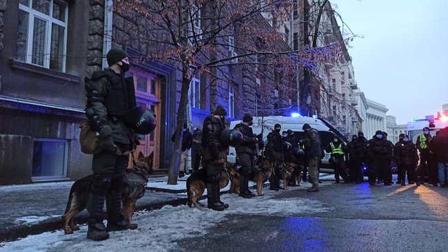 Похорон правосуддя: у Києві відбулася акція до річниці справи Шеремета 11