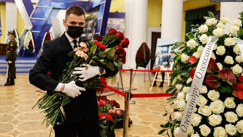 З ексмером Омельченком попрощались у Києві 03
