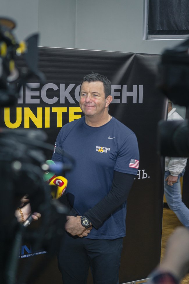 Тепер я вболіватиму не лише за збірну США, а і за команду України, - як американські фахівці готували українських ветеранів до Ігор Нескорених 04