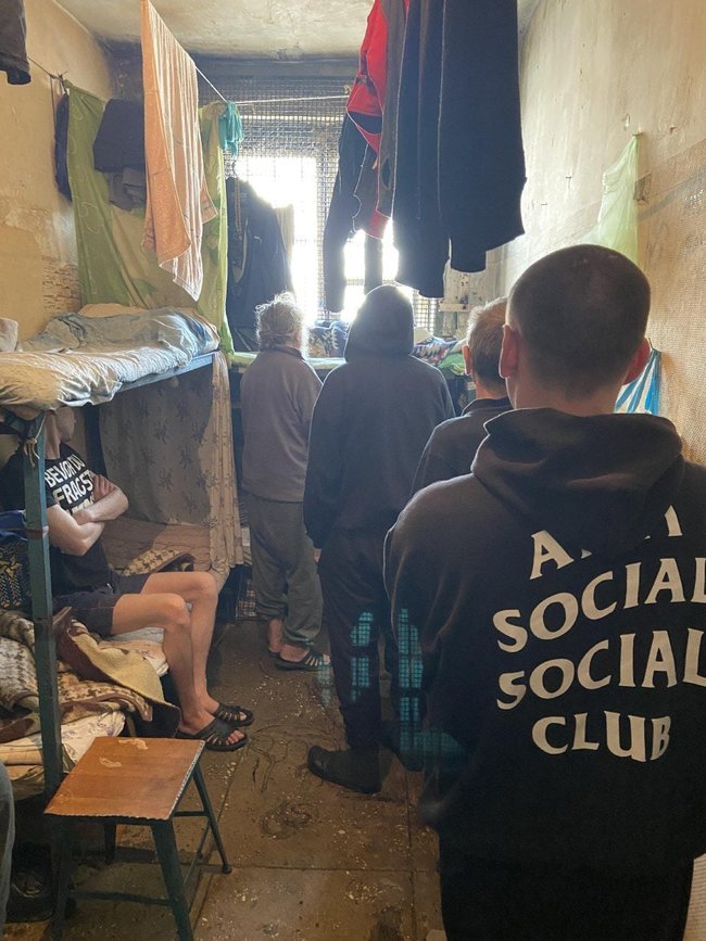 В столичном СИЗО осужденные спят по очереди, живут в антисанитарии и лишены возможности дышать свежим воздухом, - Офис Омбудсмена 01 В столичном СИЗО осужденные спят по очереди, живут в антисанитарии и лишены возможности дышать свежим воздухом, - Офис Омбудсмена 01