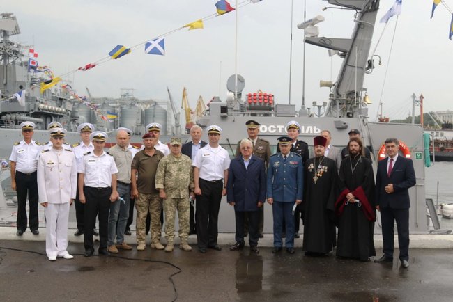 Артилерійський катер Костопіль поповнив лави ВМС України 02