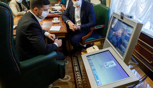 Толпы на Пасхальные праздники - прямой путь заболеть и заразить других, - Зеленский