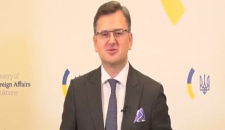 Правительство не планирует ограничивать иностранцам въезд в Украину, - Кулеба. ВИДЕО
