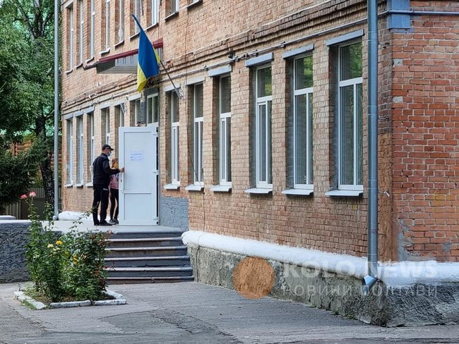 Раненые из арбалета полтавские учительницы не знали стрелявшую девушку 04