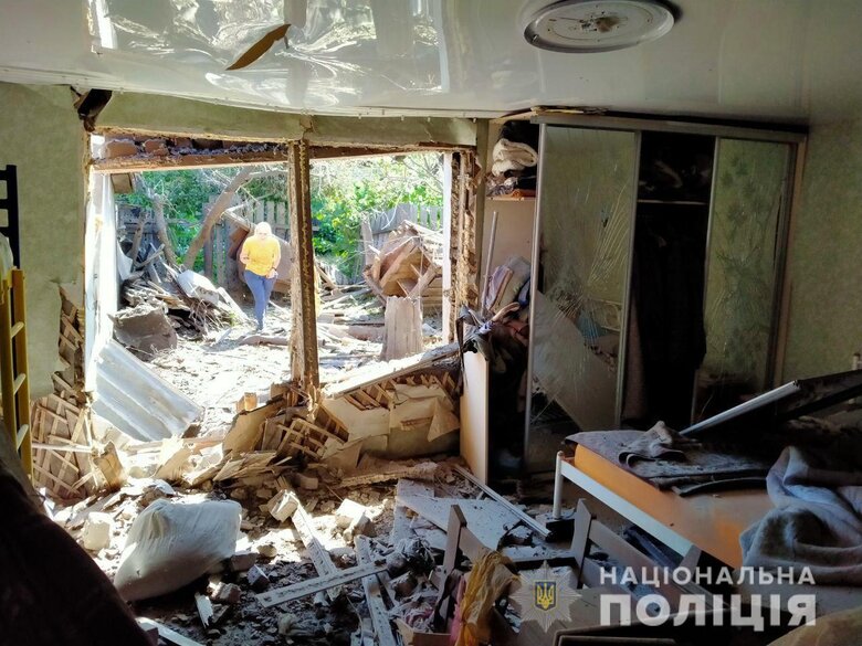 За сутки россияне в Донецкой области ударили по частным домам, шахте и учебным заведениям. Есть убитые и раненые, - Нацполиция 10 За сутки россияне в Донецкой области ударили по частным домам, шахте и учебным заведениям. Есть убитые и раненые, - Нацполиция 10