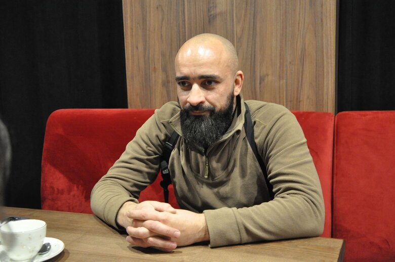 Герой України Сергій Пономаренко: Ця війна триватиме, допоки росія існуватиме в сучасних кордонах. Я свято вірю в те, що вона розпадеться. Вона повторить сценарій радянського союзу, питання тільки коли 03 Герой України Сергій Пономаренко: Ця війна триватиме, допоки росія існуватиме в сучасних кордонах. Я свято вірю в те, що вона розпадеться. Вона повторить сценарій радянського союзу, питання тільки коли 03