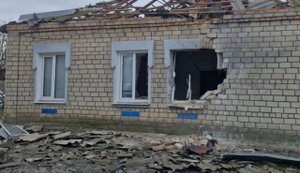 РФ атакувала чотири райони Дніпропетровщини: загинув чоловік, пошкоджено будинки, фермерське господарство та ЛЕП. ФОТОрепортаж