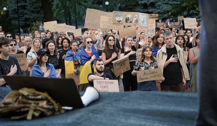 Одесса, Днепр, Тернополь, Ривно, Ивано-Франковск: в городах Украины проходят акции за возвращение Федорова и отставку Сырского. ФОТОрепортаж