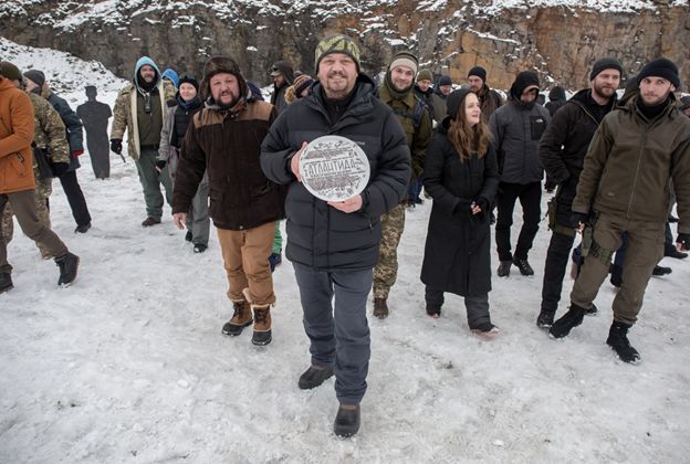 В Атлантиді я показую перемогу людини над ПТСР, над розрухою та смертю, перемогу України над Росією, - режисер Валентин Васянович 13 В Атлантиді я показую перемогу людини над ПТСР, над розрухою та смертю, перемогу України над Росією, - режисер Валентин Васянович 13
