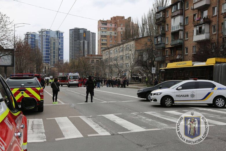 Наслідки обстрілу Києва