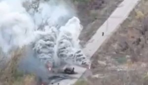 "Врізалися у свою ж техніку": Сили оборони влаштували димову завісу та відбили штурм окупантів. ВIДЕО