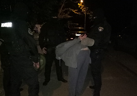 Задержаны организаторы столичного борделя, в котором постоянно работали 12-17 проституток 04