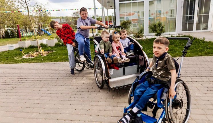 Day at children’s hospice during war: place full of hope and life