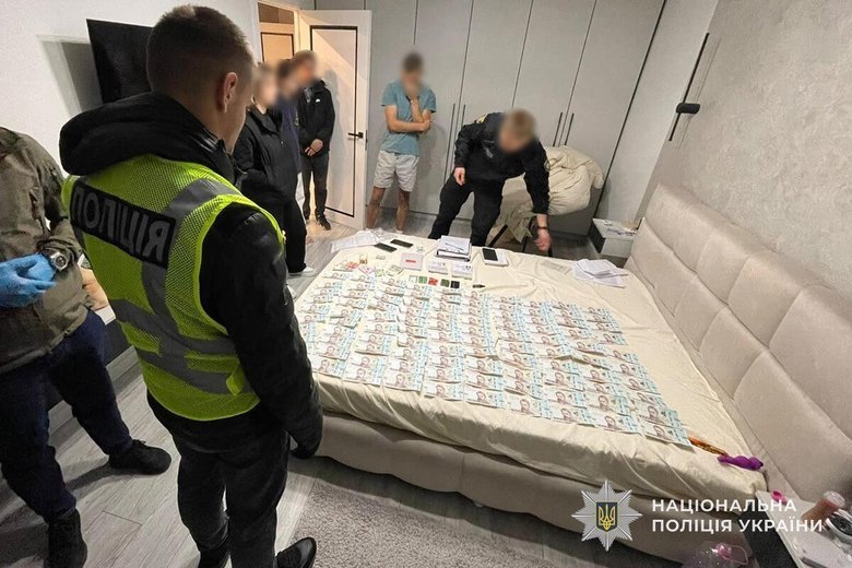 На Тернопільщині викрили мережу, яка продавала наркотики
