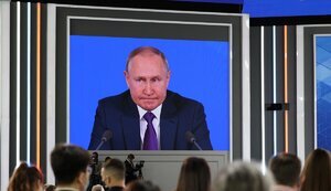 "Боюся, наближається війна... Не дивуйтеся, якщо парад перемоги Путін проведе у Полтаві", - оглядач Bloomberg Ферґюсон