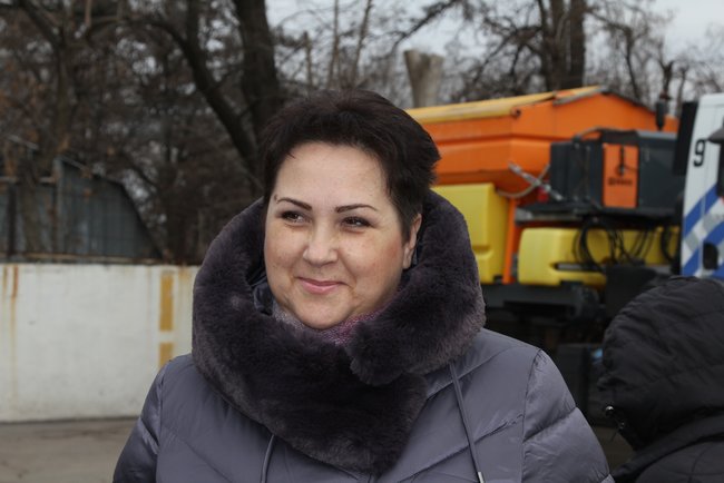 Дніпро підготував 134 одиниці спецтехніки для прибирання снігу 04