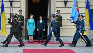 Zelenskyi meets with Slovak president. VIDEO