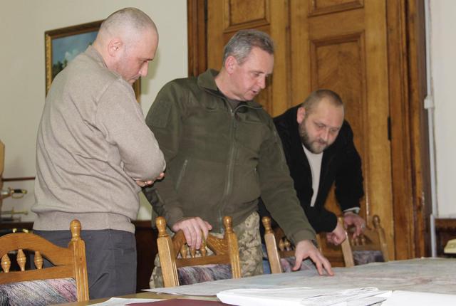 советник ярош муженко