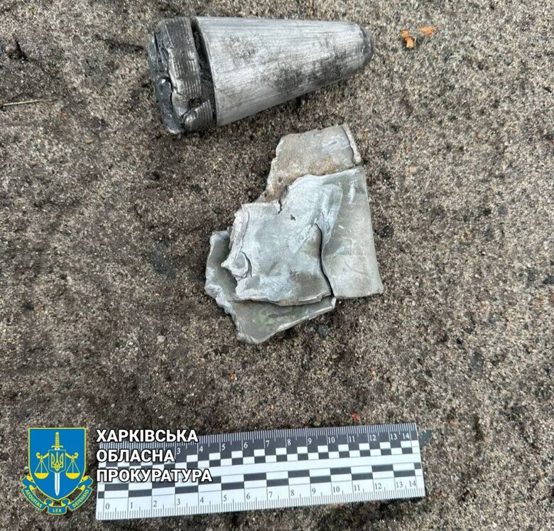Последствия обстрела Купянска: повреждены дома и хозяйственные постройки 04