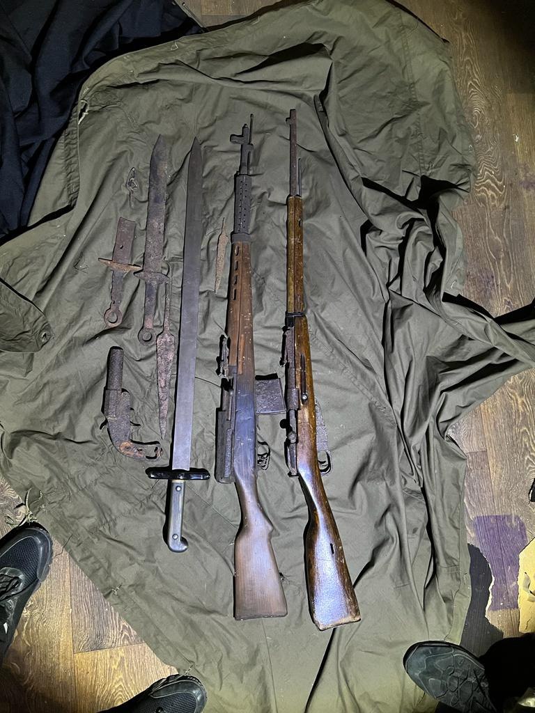 Окупанти пограбували музей в Ізюмі, - поліція 02