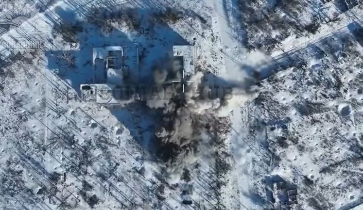 Удар бомбою AASM Hammer: український МіГ-29 знищив позицію з окупантами. ВIДЕО