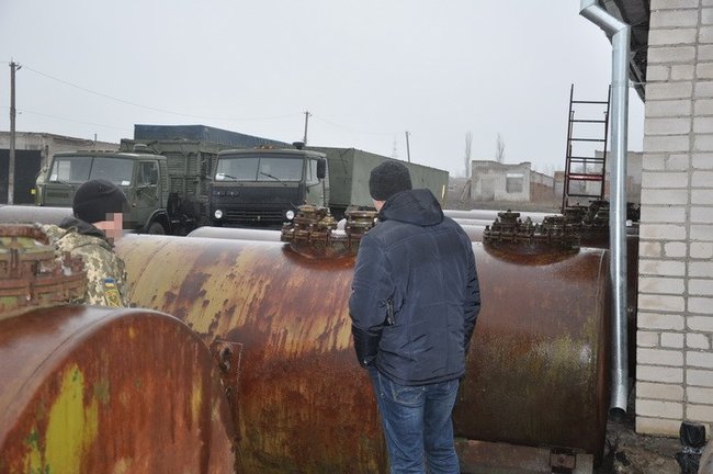 СБУ разоблачила схему хищения топлива в воинской части на Николаевщине 01