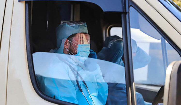Лікарям, які борються з коронавірусом, виплатили всі надбавки за квітень, - Степанов
