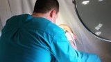 врачи