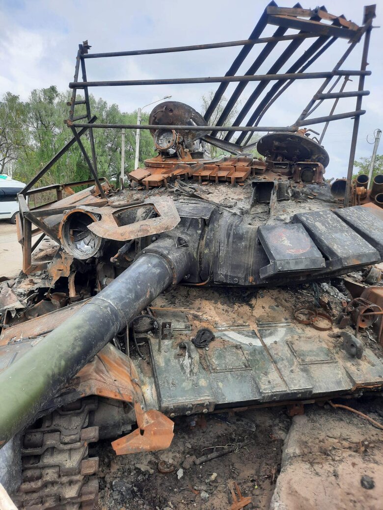 Обстрел жилого дома в Чернигове: Перед украинским судом предстанет оператор-наводчик российского танка Куликов 05