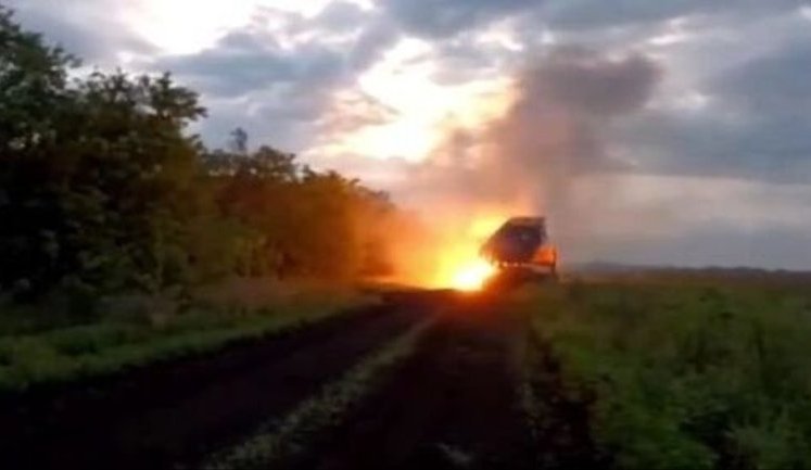 Russian missile from enemy’s "Sontsepok" MLRS caught fire during launch, and occupiers immediately fled. VIDEO