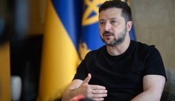 Зеленському привезли прапор Чехословаччини