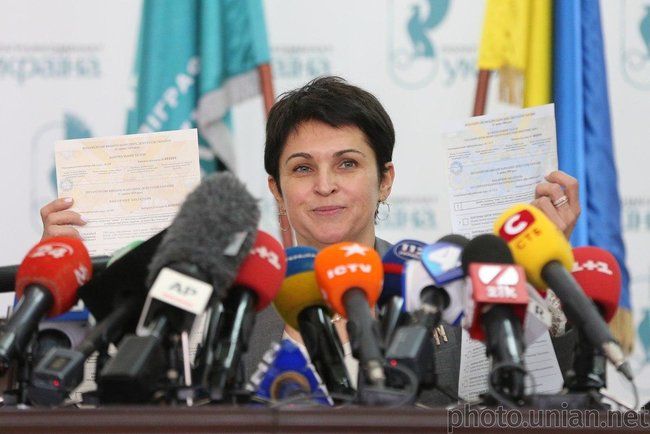 Центризбирком показал образцы бюллетеней для выборов в Раду. Отпечатано уже 84% 04 Центризбирком показал образцы бюллетеней для выборов в Раду. Отпечатано уже 84% 04