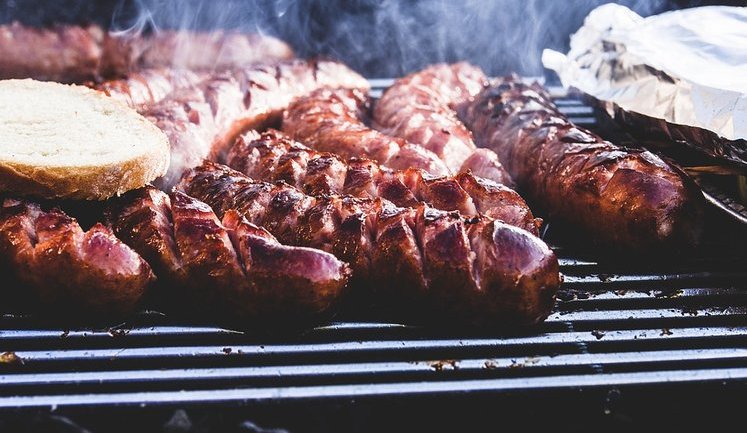Кому принадлежат торговые марки мясных изделий в Украине