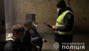 Закрыт столичный ночной клуб, нарушивший карантинные ограничения, - полиция. ФОТО