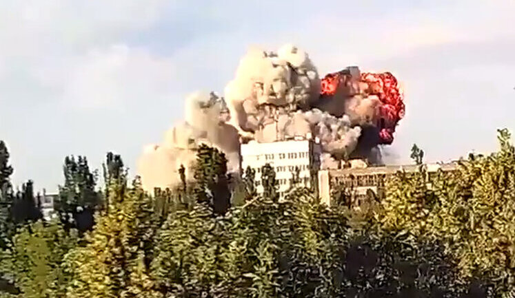 One killed, six injured in Russian strike on Mykolaiv. VIDEO
