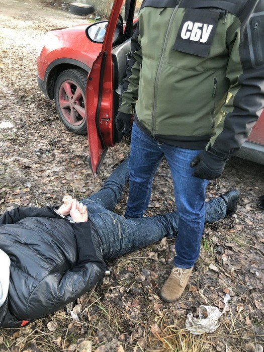 СБУ викрила на регулярних відкатах чиновника Київської митниці 01