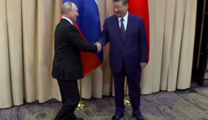 Путін зустрівся із Сі Цзіньпіном: чи говорили про Україну?
