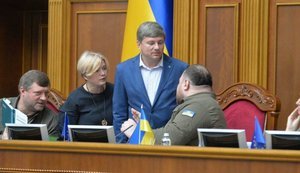 "ЄС" вимагає від Стефанчука підписні листи для оголошення недовіри Кабміну. ДОКУМЕНТ