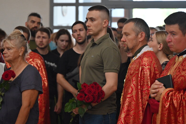 Із відомим льотчиком Андрієм Пільщиковим (Juice), який загинув в авіатрощі на Житомирщині, попрощалися у Києві 20