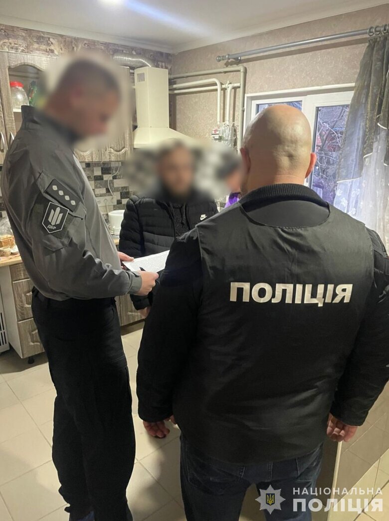 Поліція викрила розкрадання 20 млн грн на ремонті доріг у Харківській області